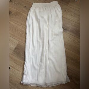 Flowy White Maxi Skirt - Small - White House Black Market